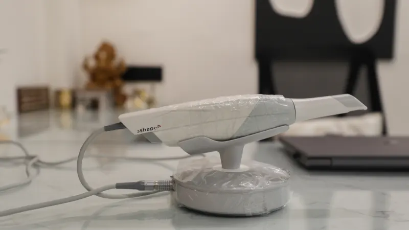 In-house intraoral 3D scanner — advanced equipment